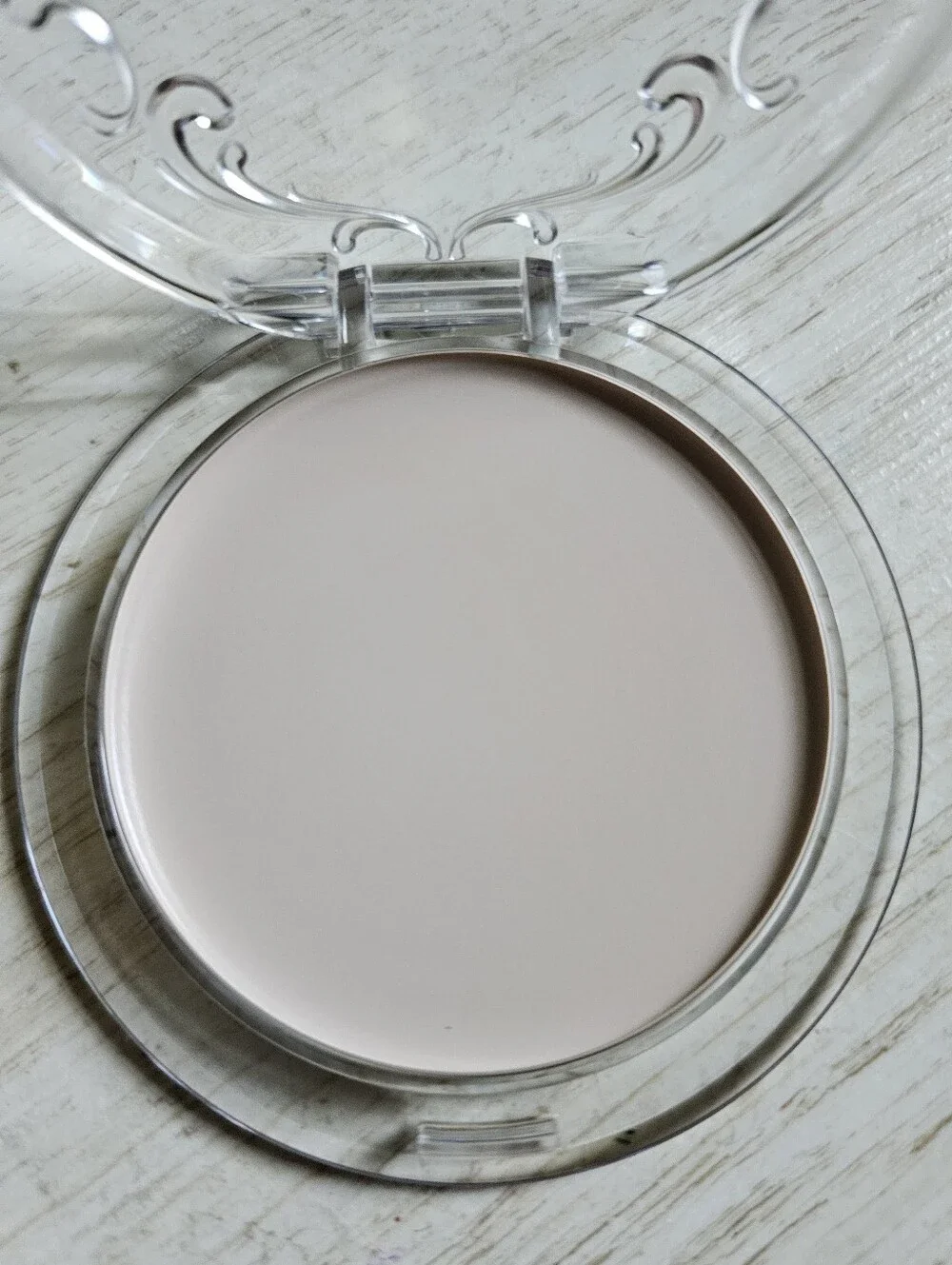 KVD Beauty Good Apple Foundation Balm Light 002